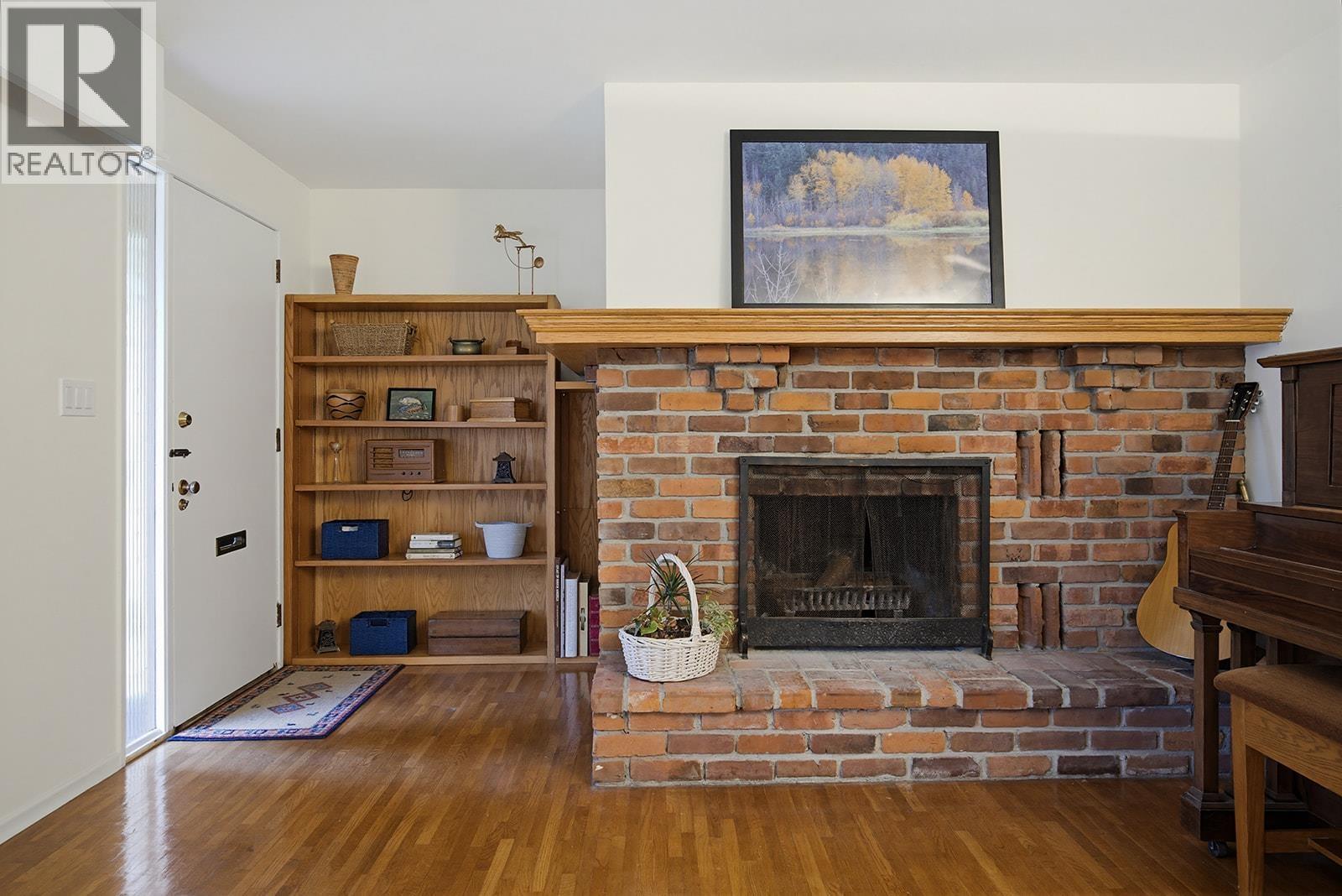 11757 Carr Street Property Photo 9
