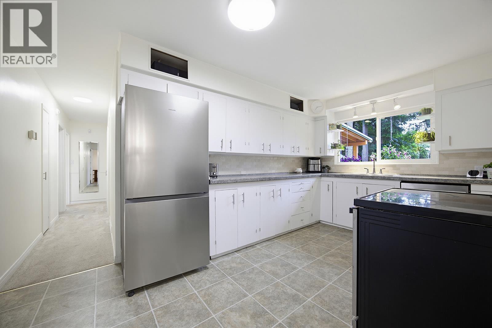 11757 Carr Street Property Photo 13
