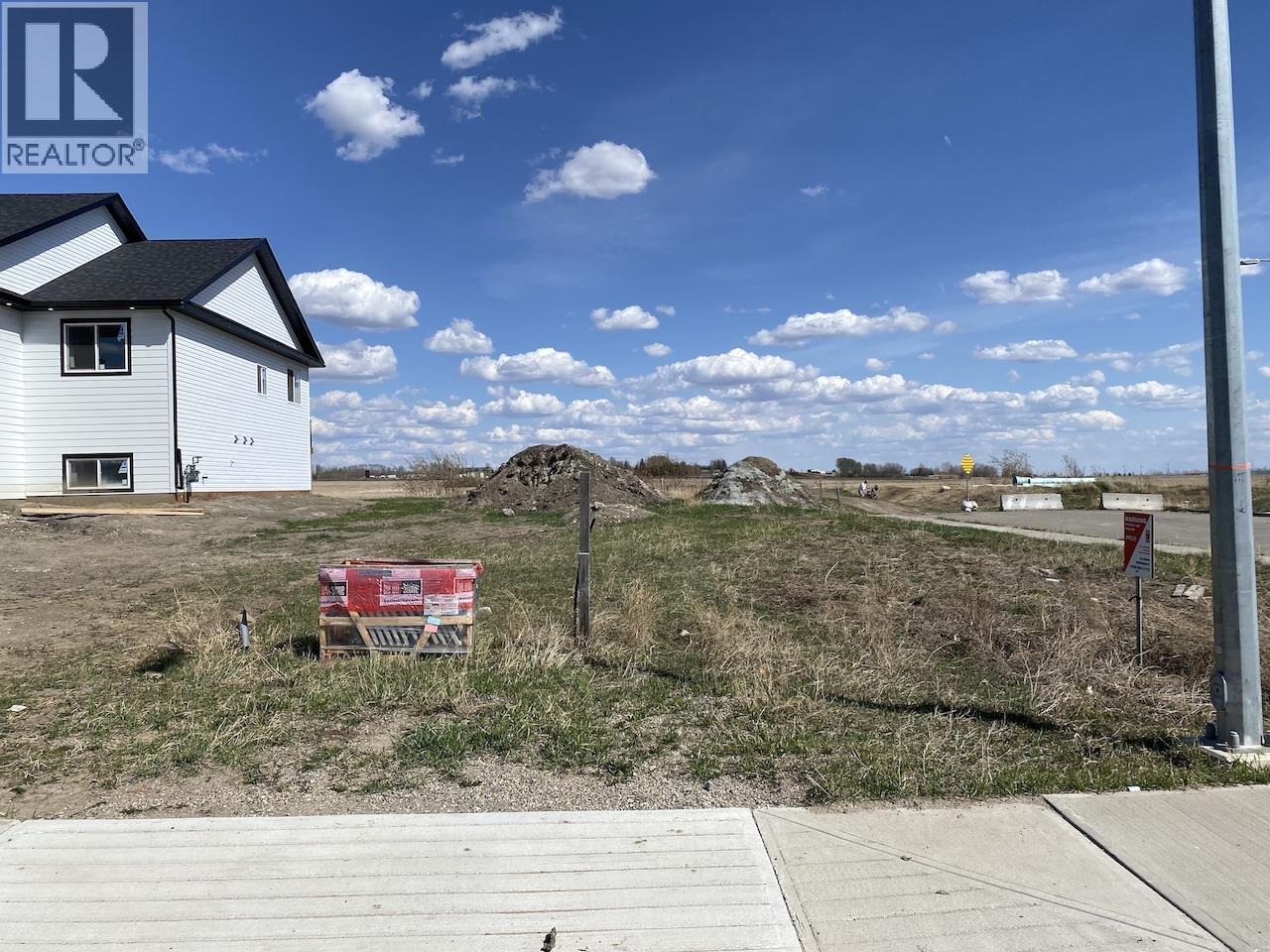 8103 79a Street Property Photo 6