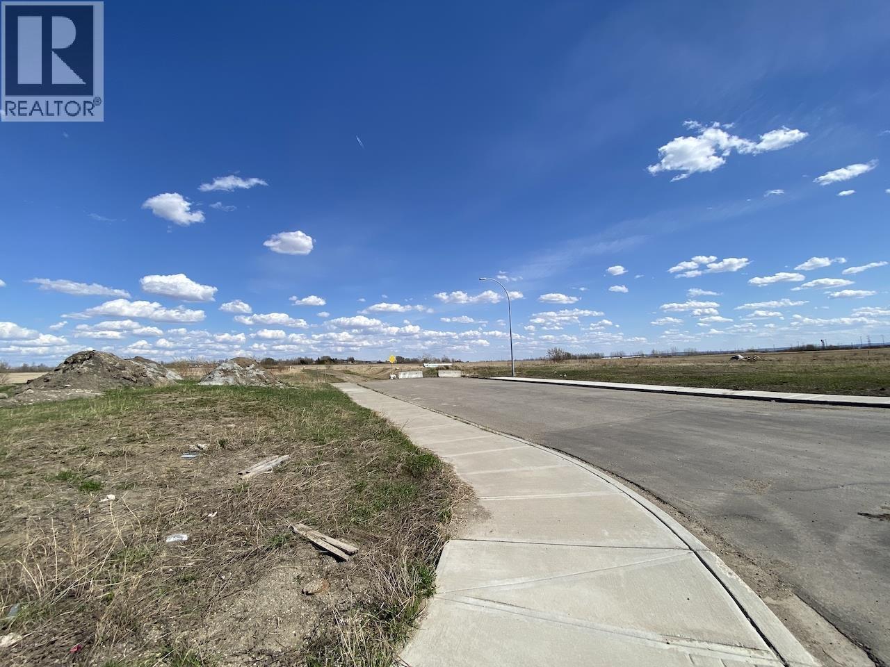 8103 79a Street Property Photo 9