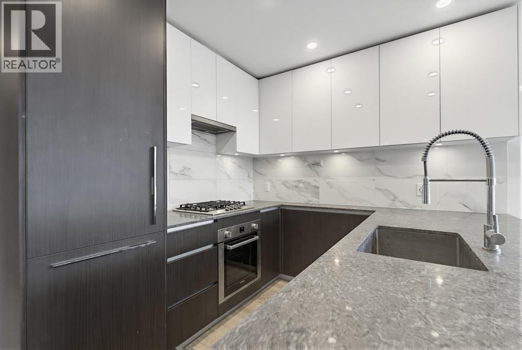 502 5311 Goring Street Property Photo 6