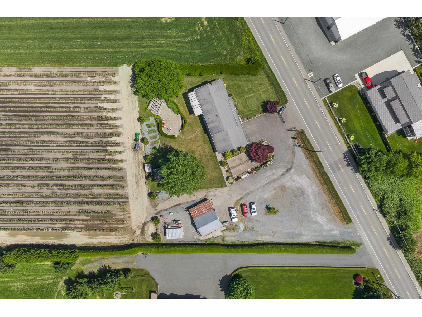 42505 Yale Road Property Photo 4