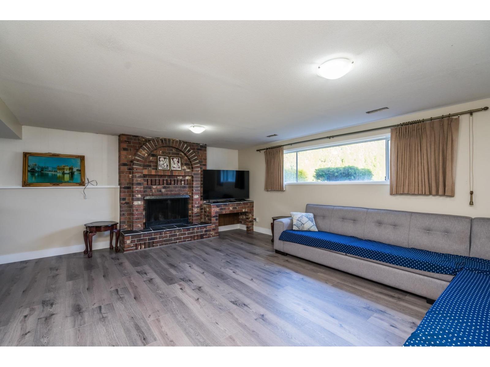 42505 Yale Road Property Photo 19