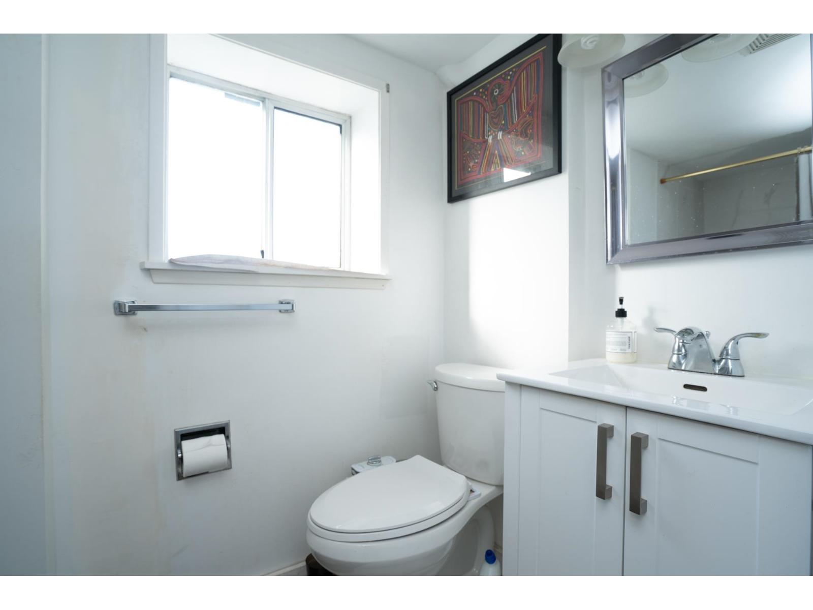 42505 Yale Road Property Photo 24