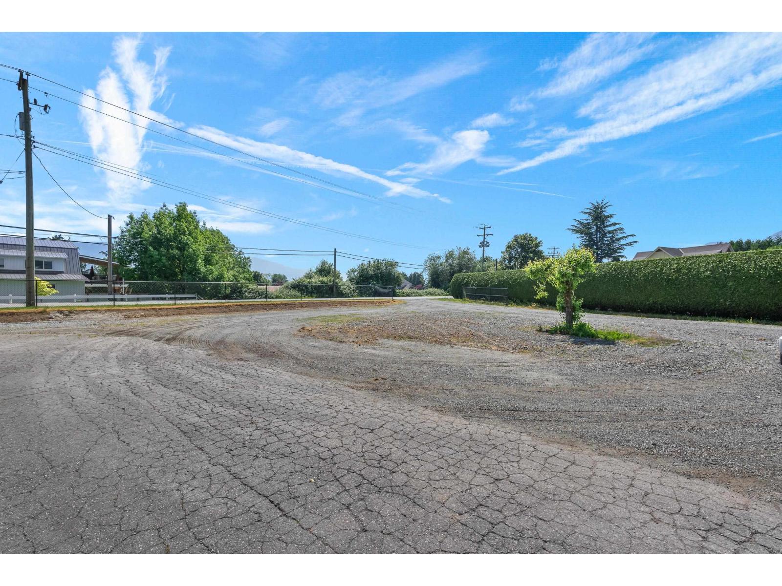 42505 Yale Road Property Photo 33