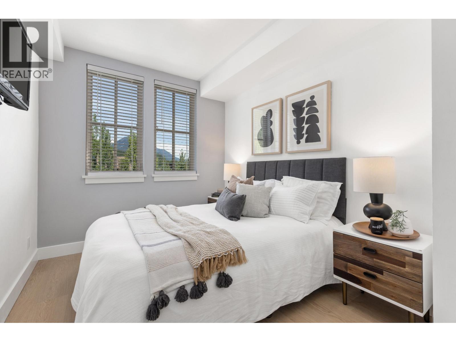 302 7330 Arbutus Street Property Photo 7