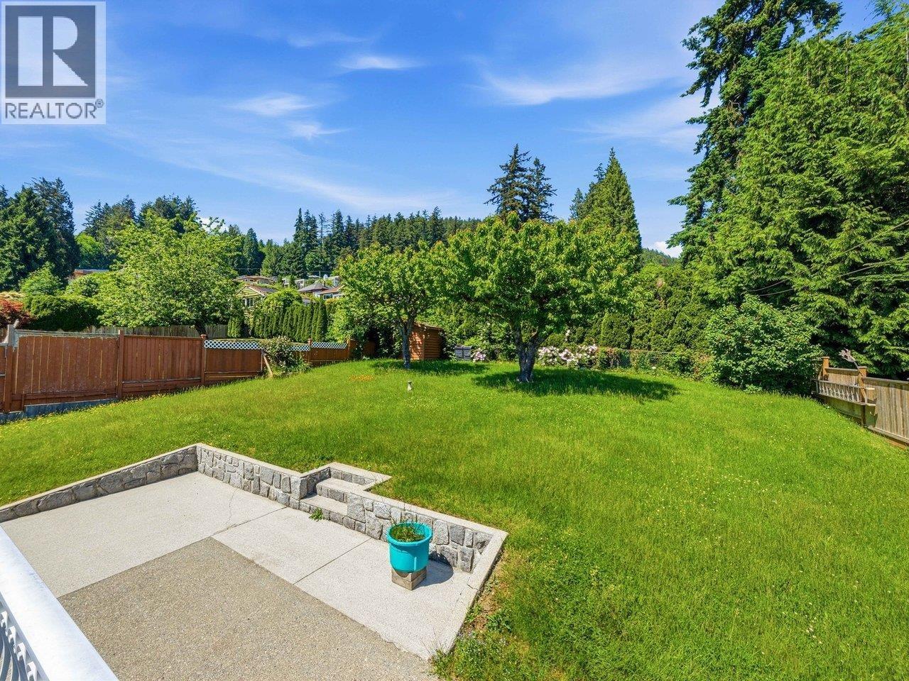 1218 CHAMBERLAIN DRIVE Property Photo 1