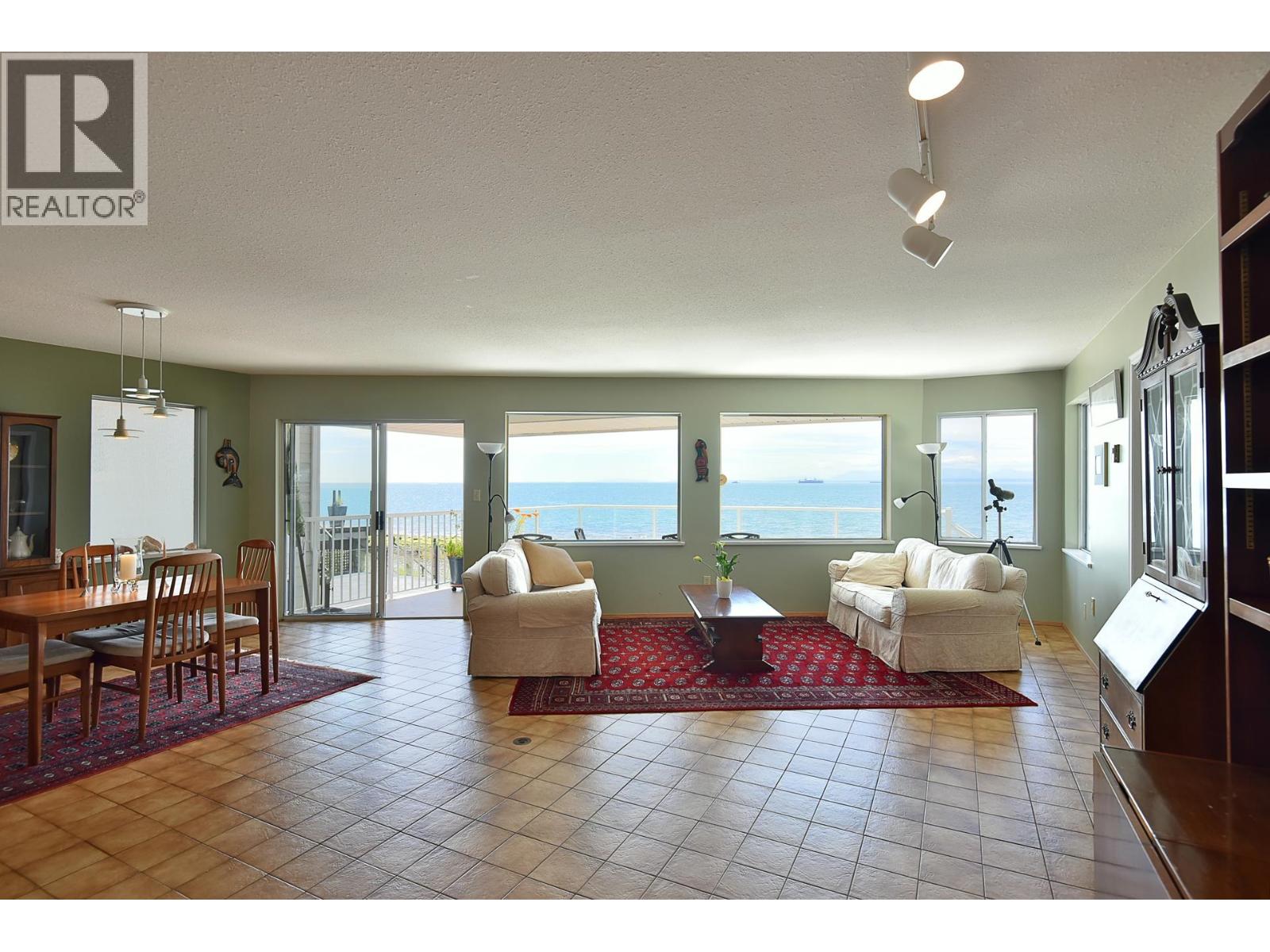2755-2757 Lower Road Property Photo 2