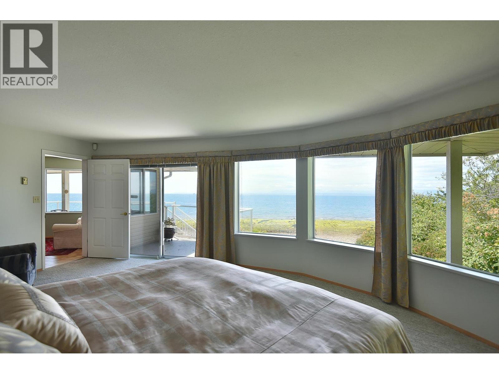 2755-2757 Lower Road Property Photo 11