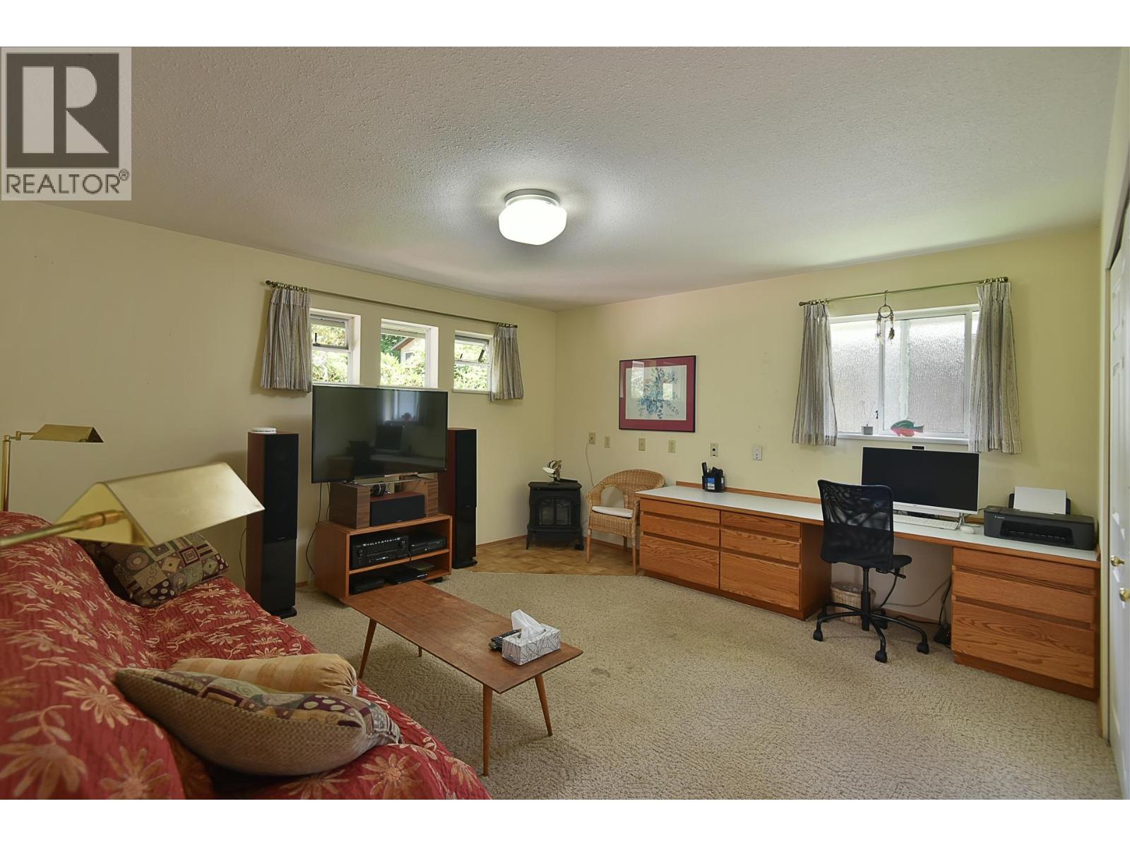 2755-2757 Lower Road Property Photo 15