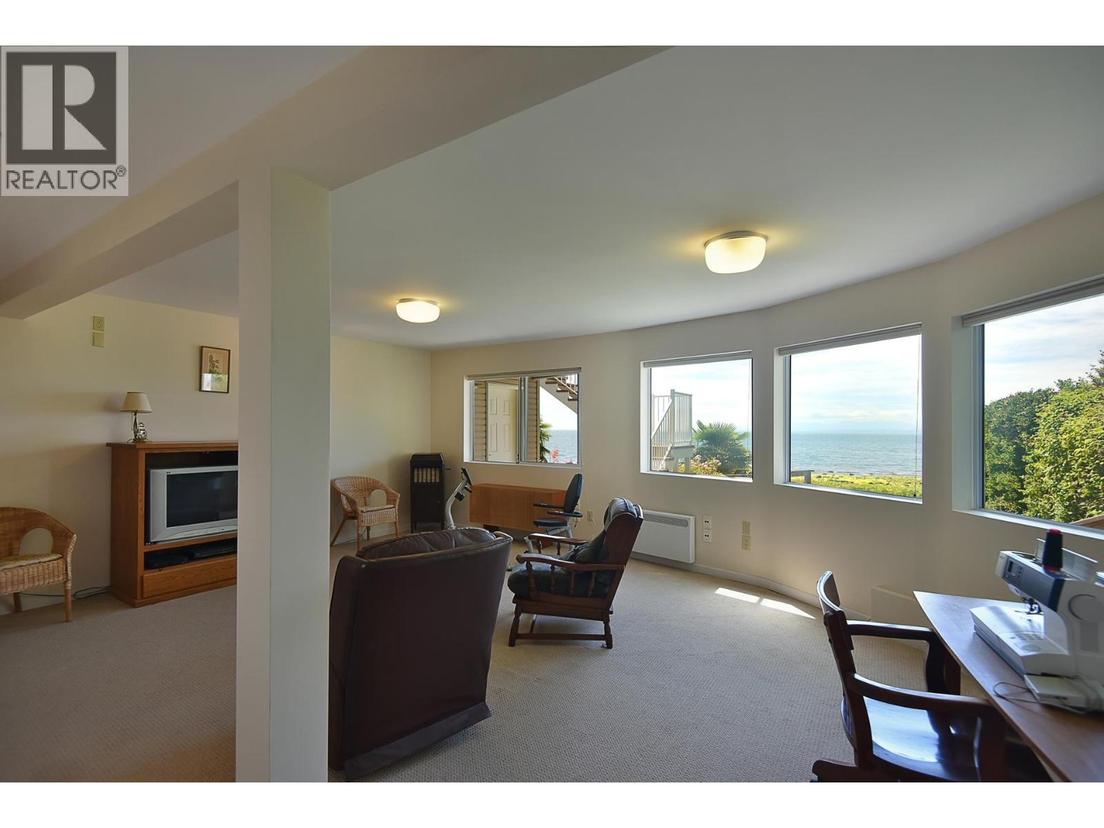 2755-2757 Lower Road Property Photo 16