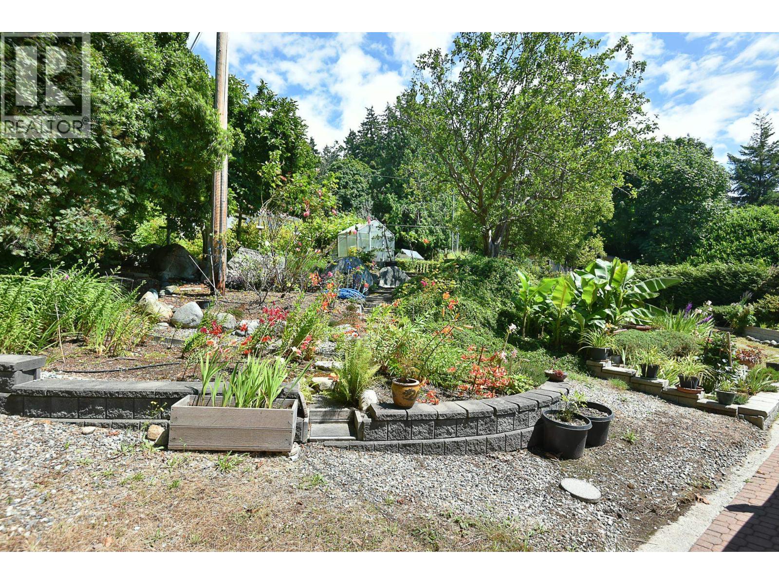 2755-2757 Lower Road Property Photo 26