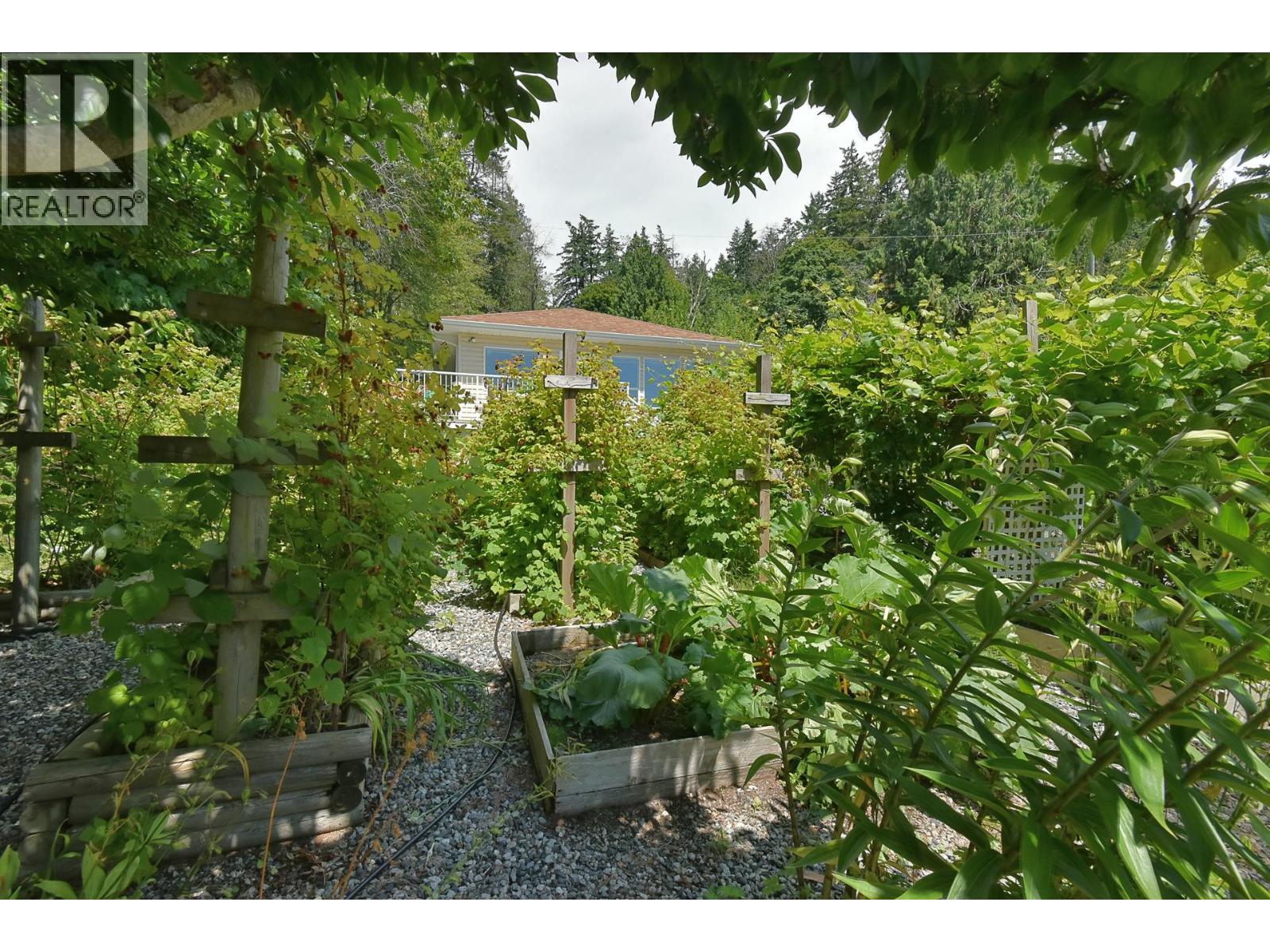 2755-2757 Lower Road Property Photo 28