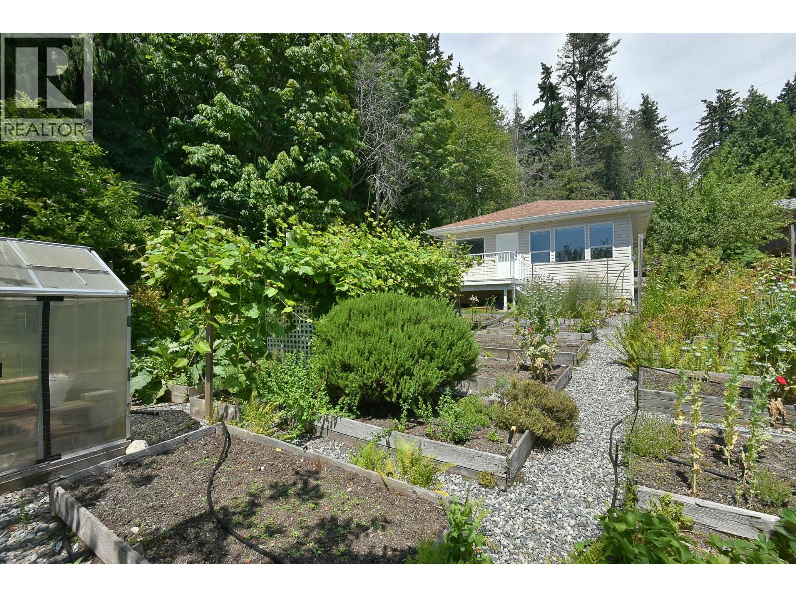 2755-2757 Lower Road Property Photo 29