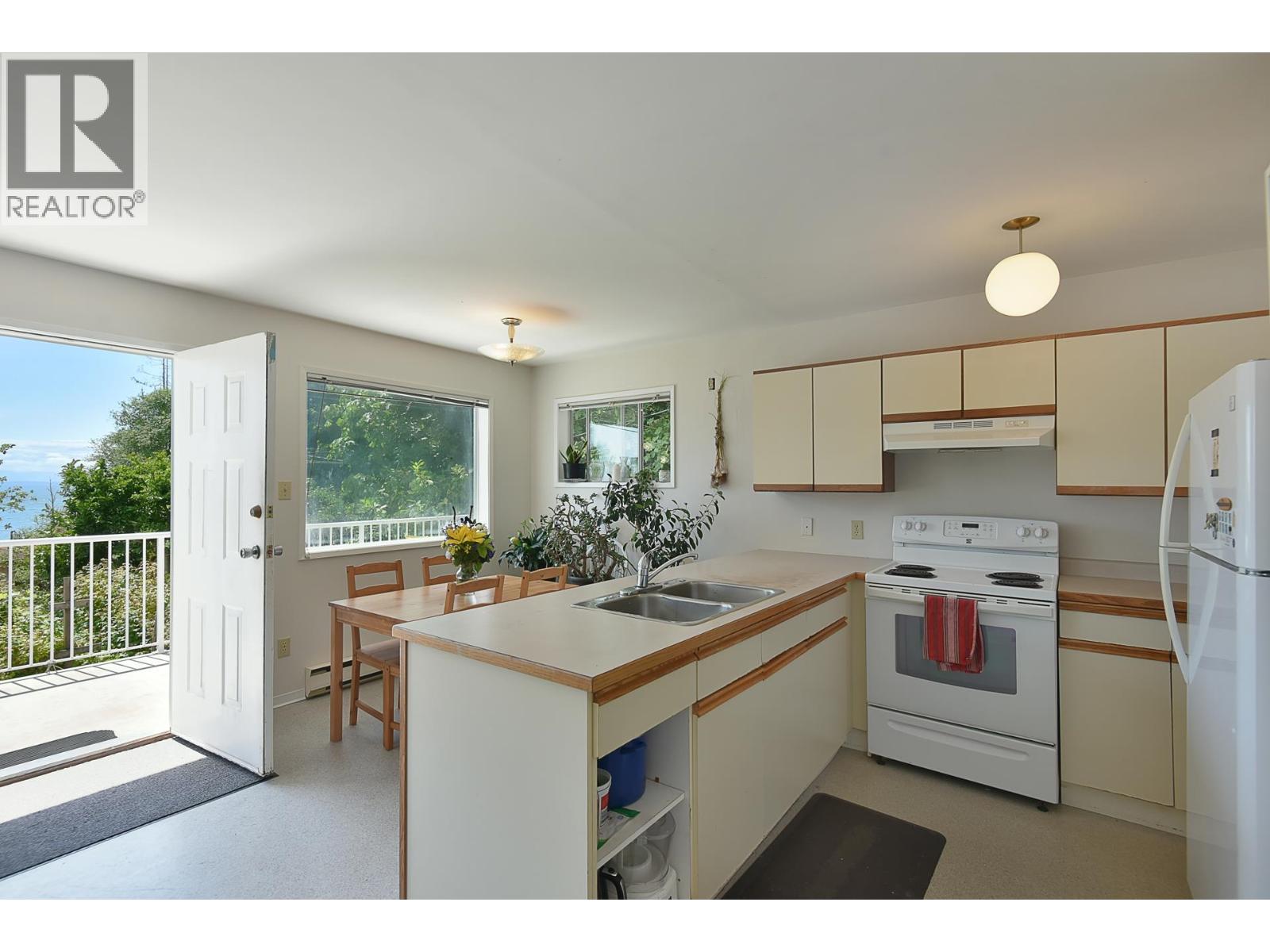 2755-2757 Lower Road Property Photo 31