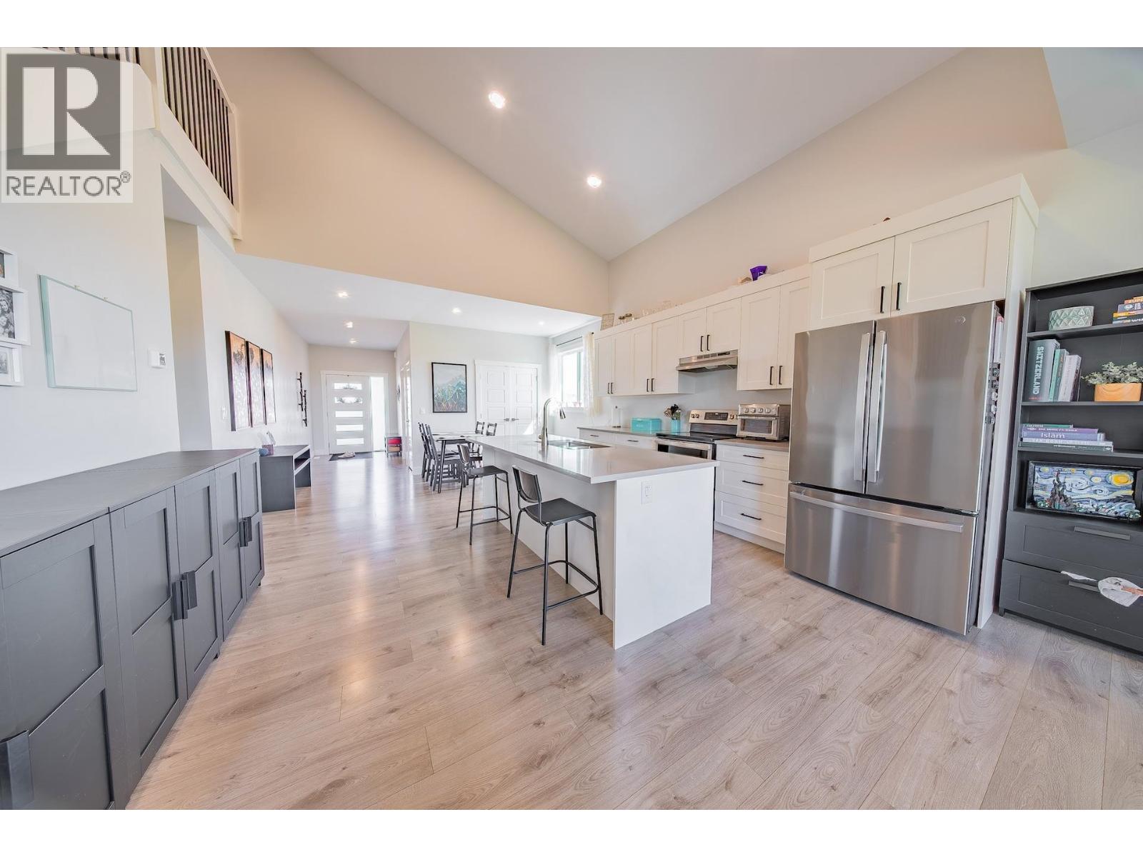 11203 112 Avenue Property Photo 9