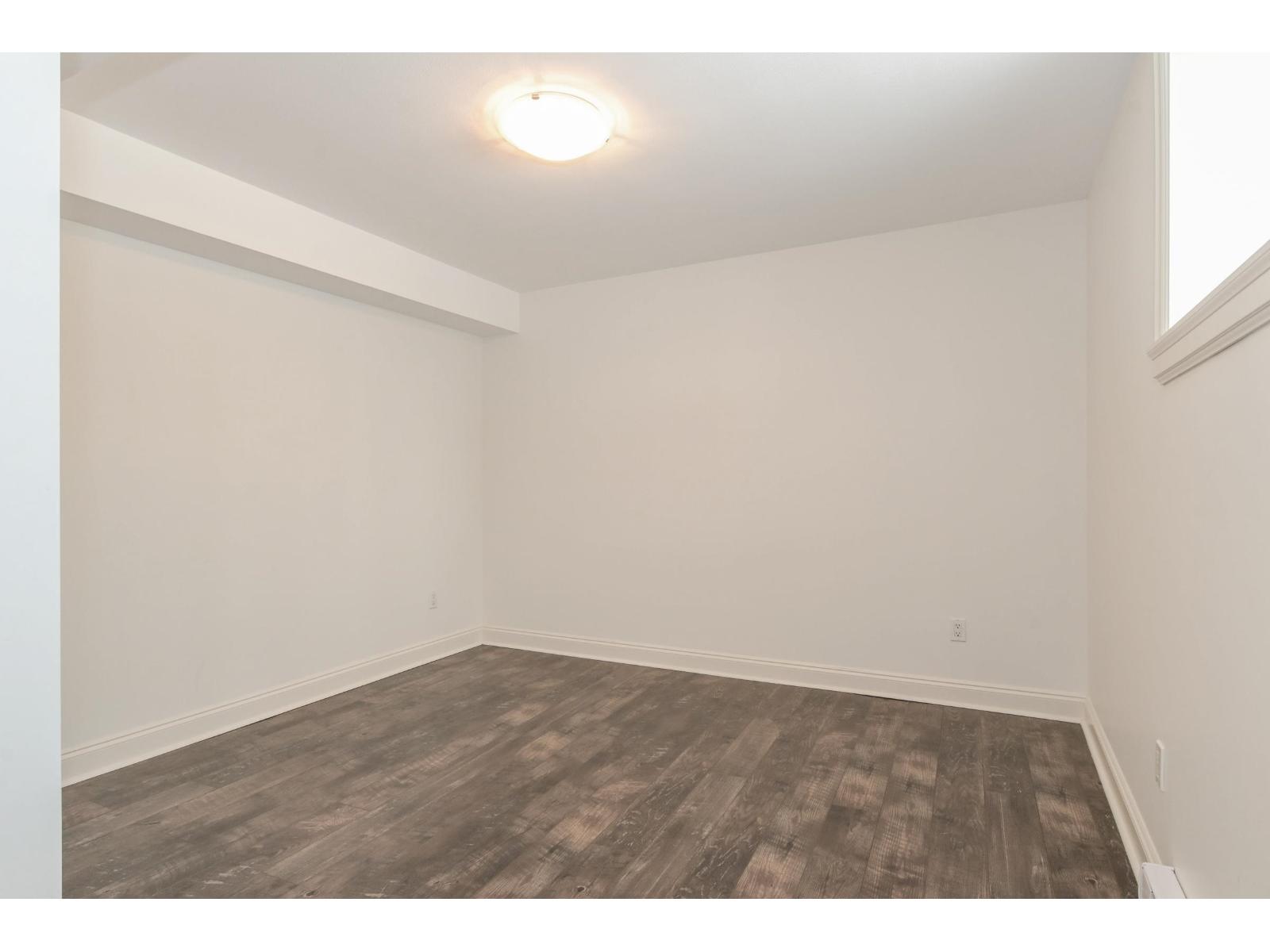 19698 71b Avenue Property Photo 31