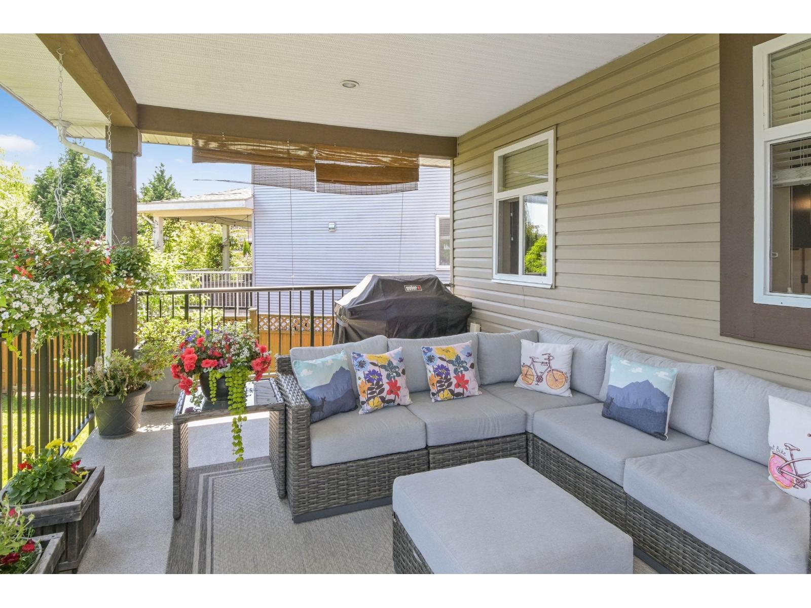 19698 71b Avenue Property Photo 36