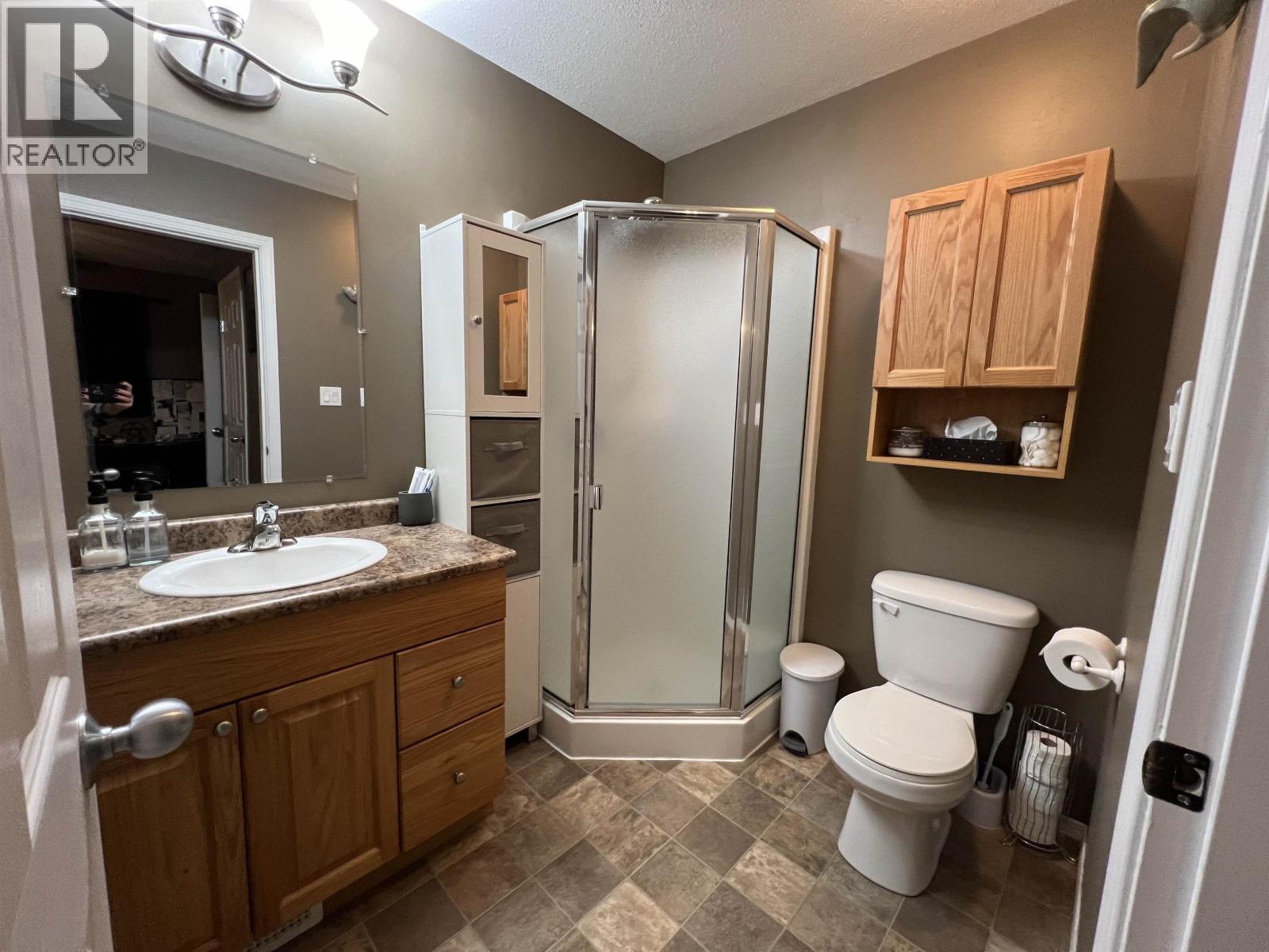 7 4620 E 52 Avenue Property Photo 18