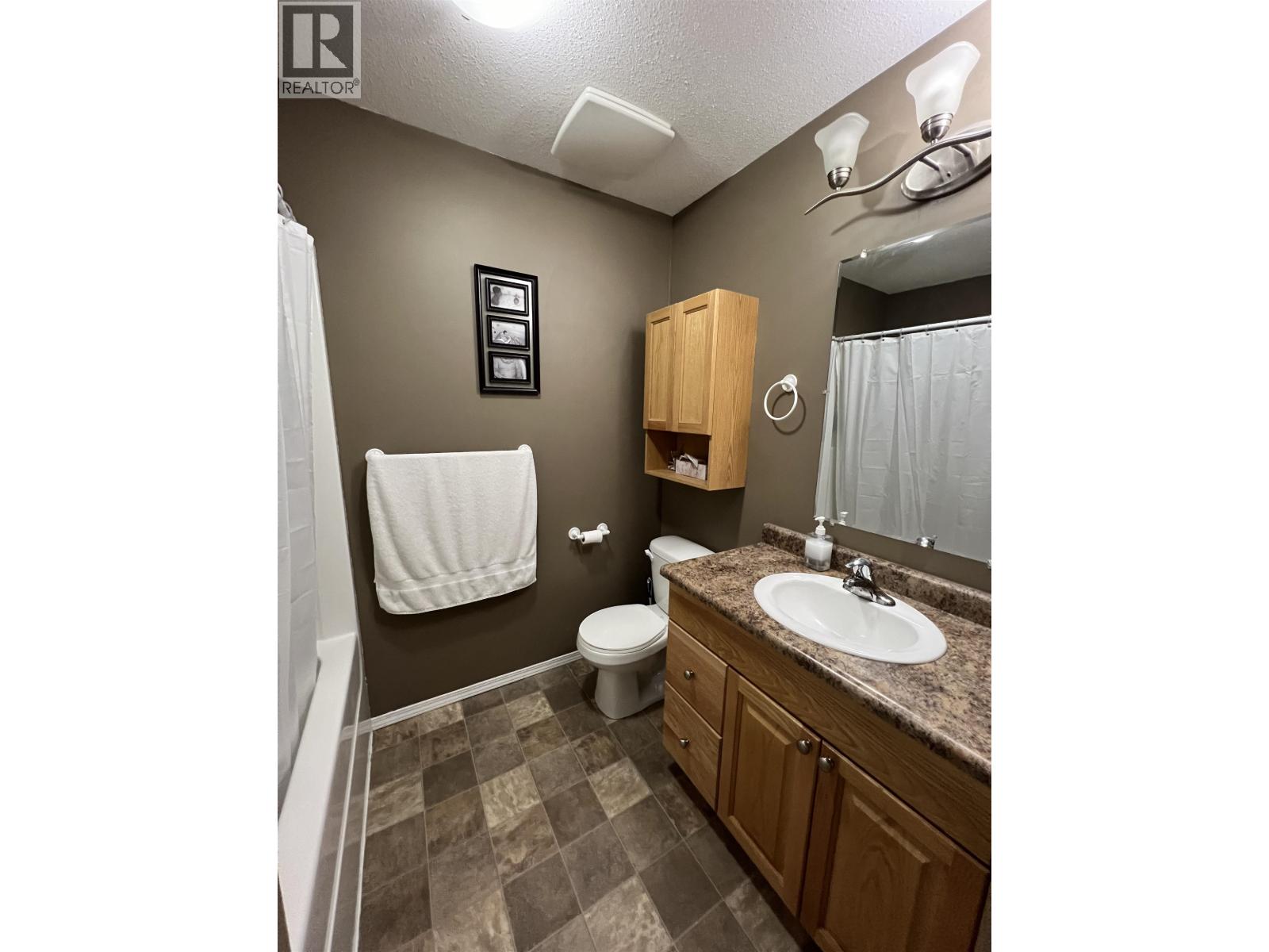 7 4620 E 52 Avenue Property Photo 26