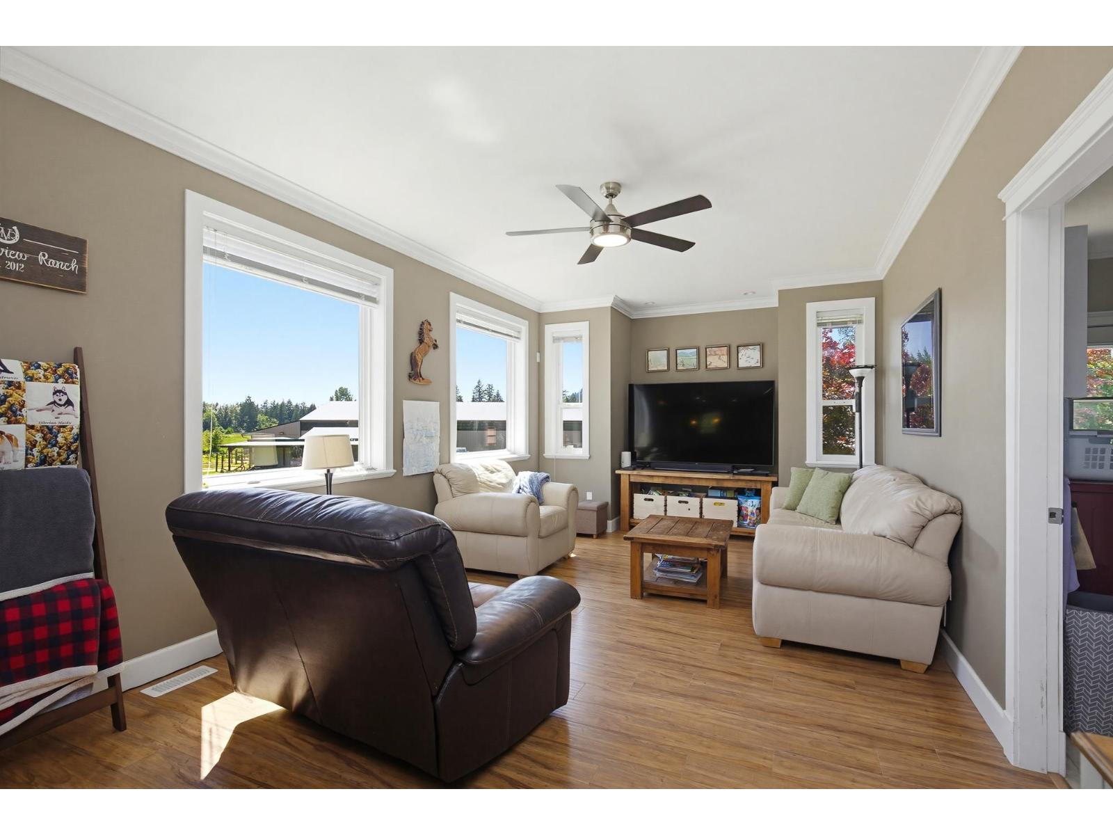 30420 Dewdney Trunk Road Property Photo 8