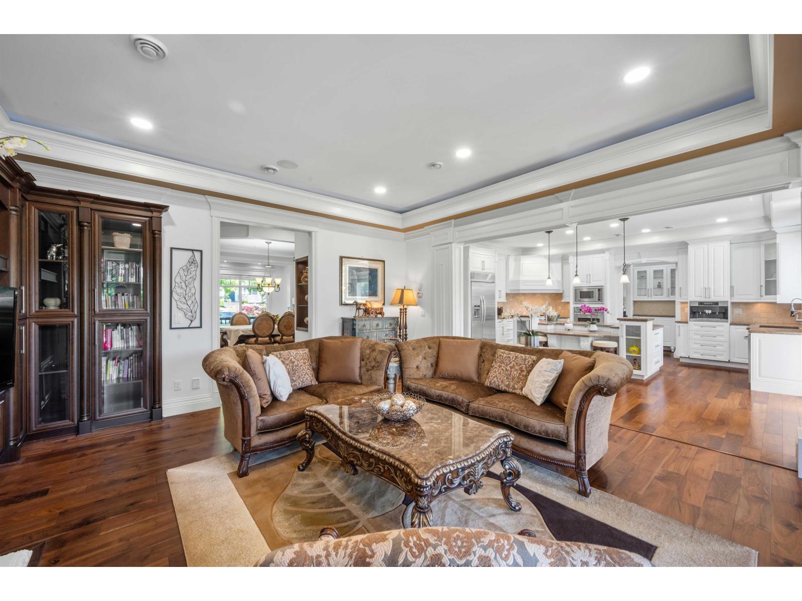 16418 36a Avenue Property Photo 12