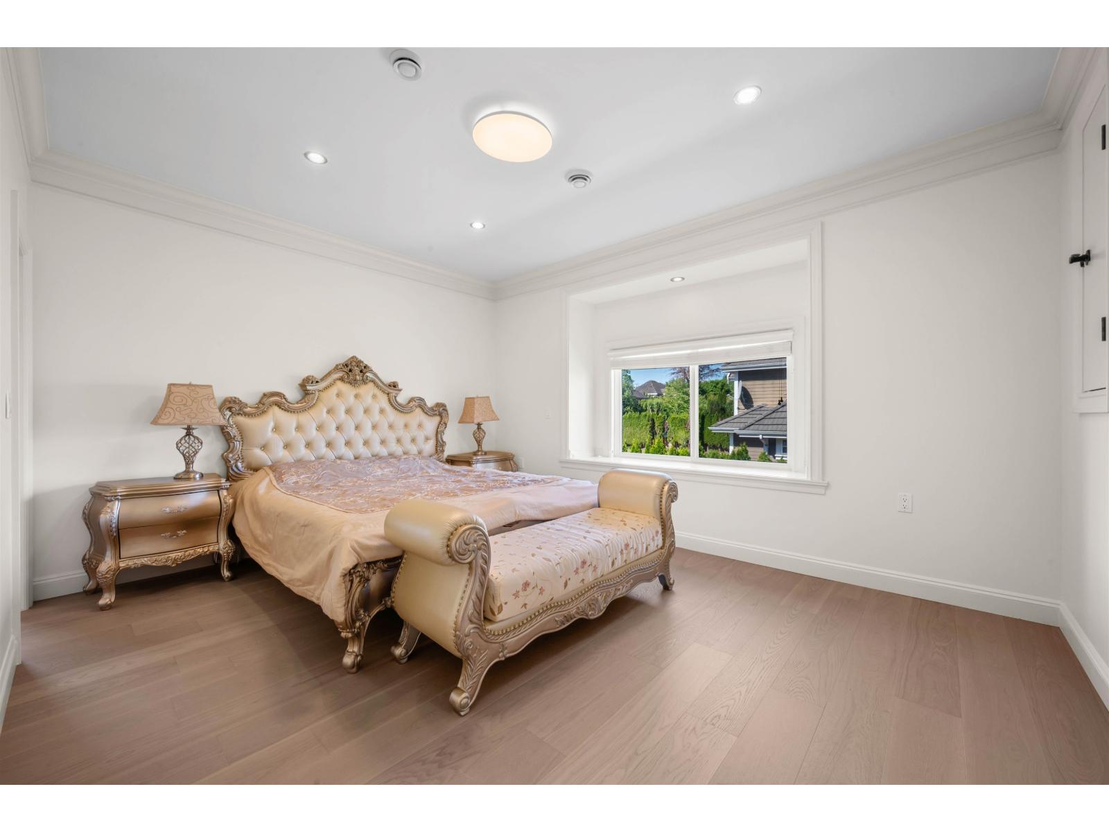 16418 36a Avenue Property Photo 23