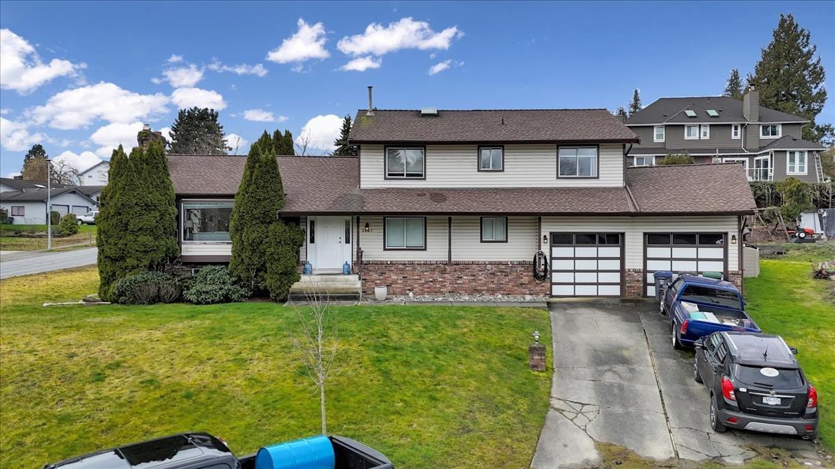 5737 190 Street Property Photo 6