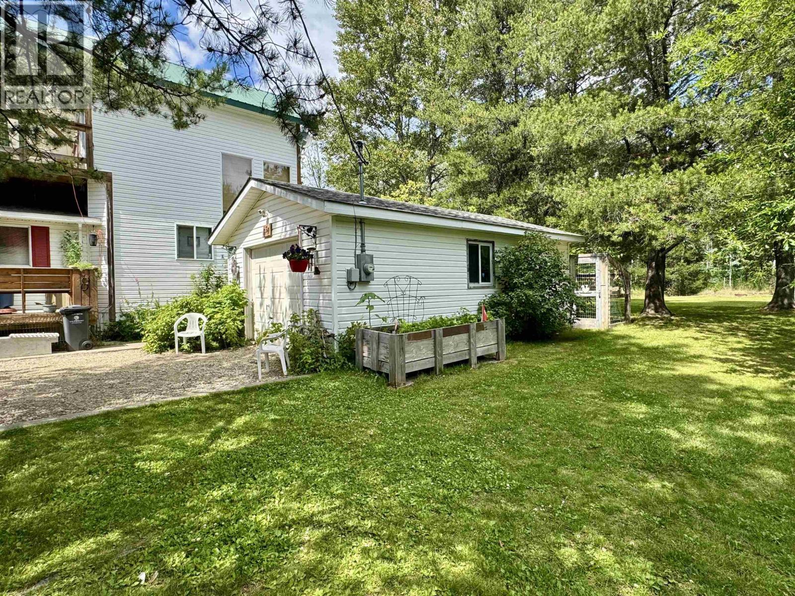 830 Beaven Crescent Property Photo 31
