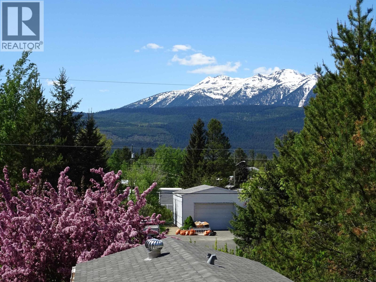 830 Beaven Crescent Property Photo 32
