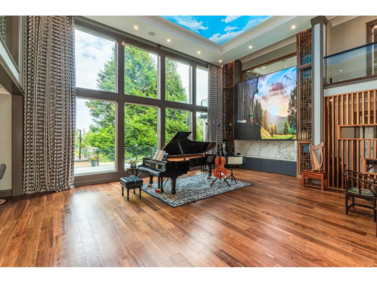 1888 180 Street Property Photo 5