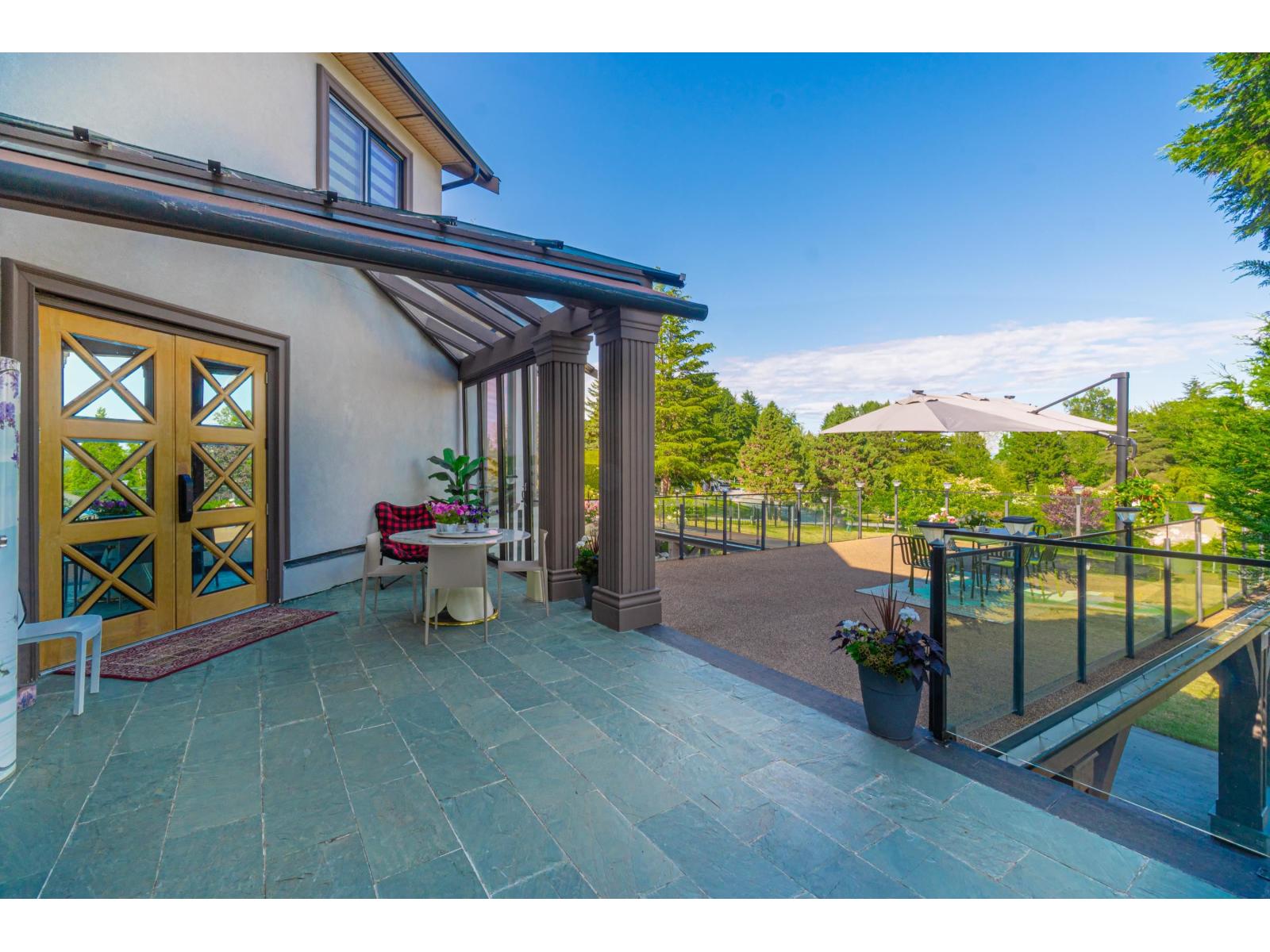 1888 180 Street Property Photo 18