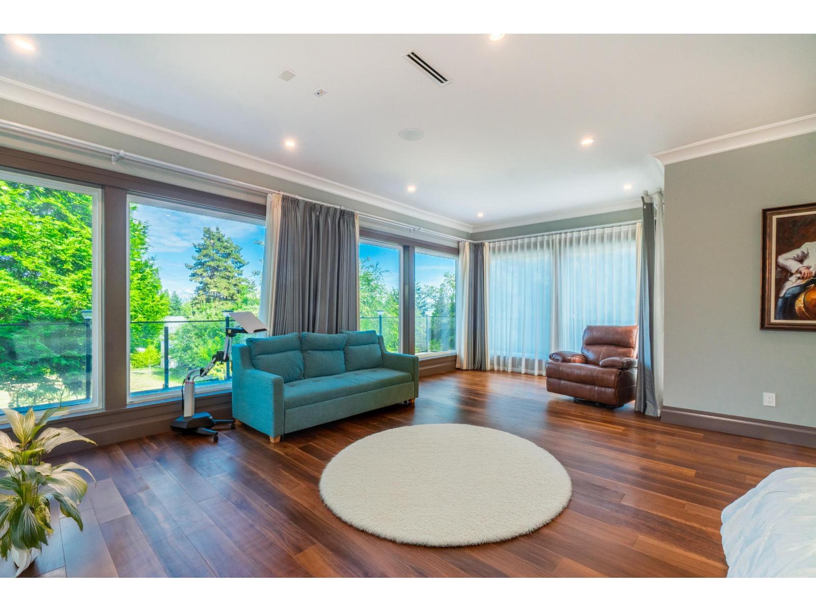 1888 180 Street Property Photo 28