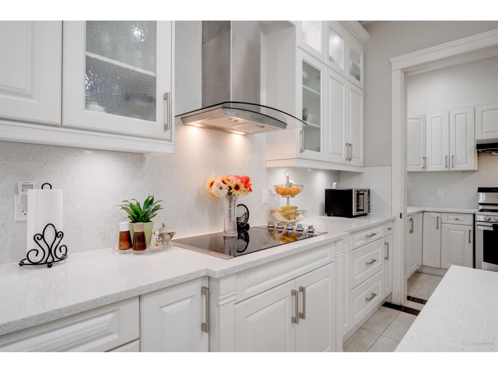 6116 140 Street Property Photo 17