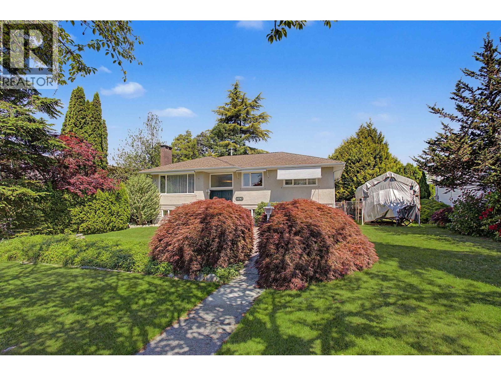 6541 GRANT STREET Property Photo 1