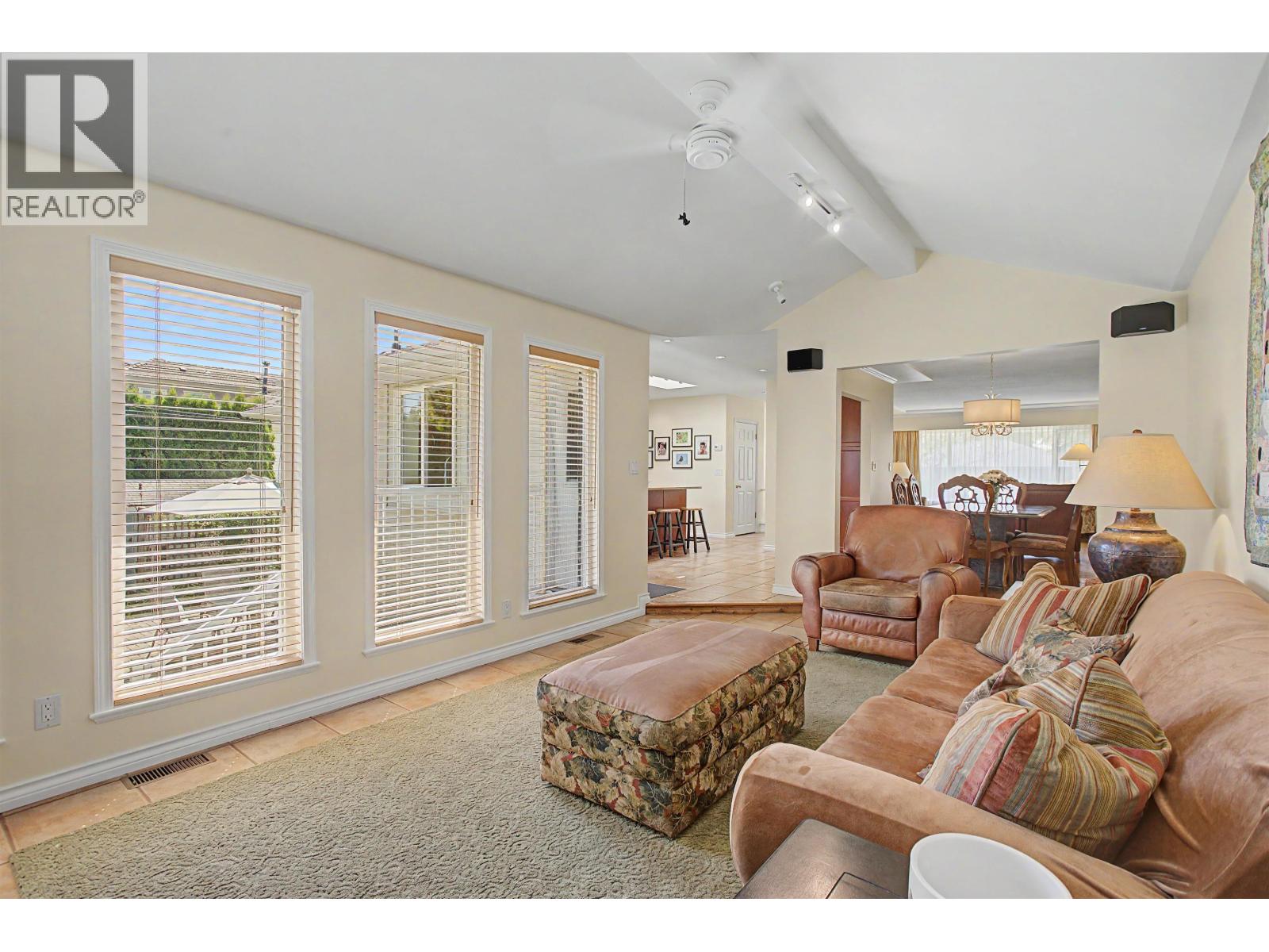 6541 Grant Street Property Photo 11
