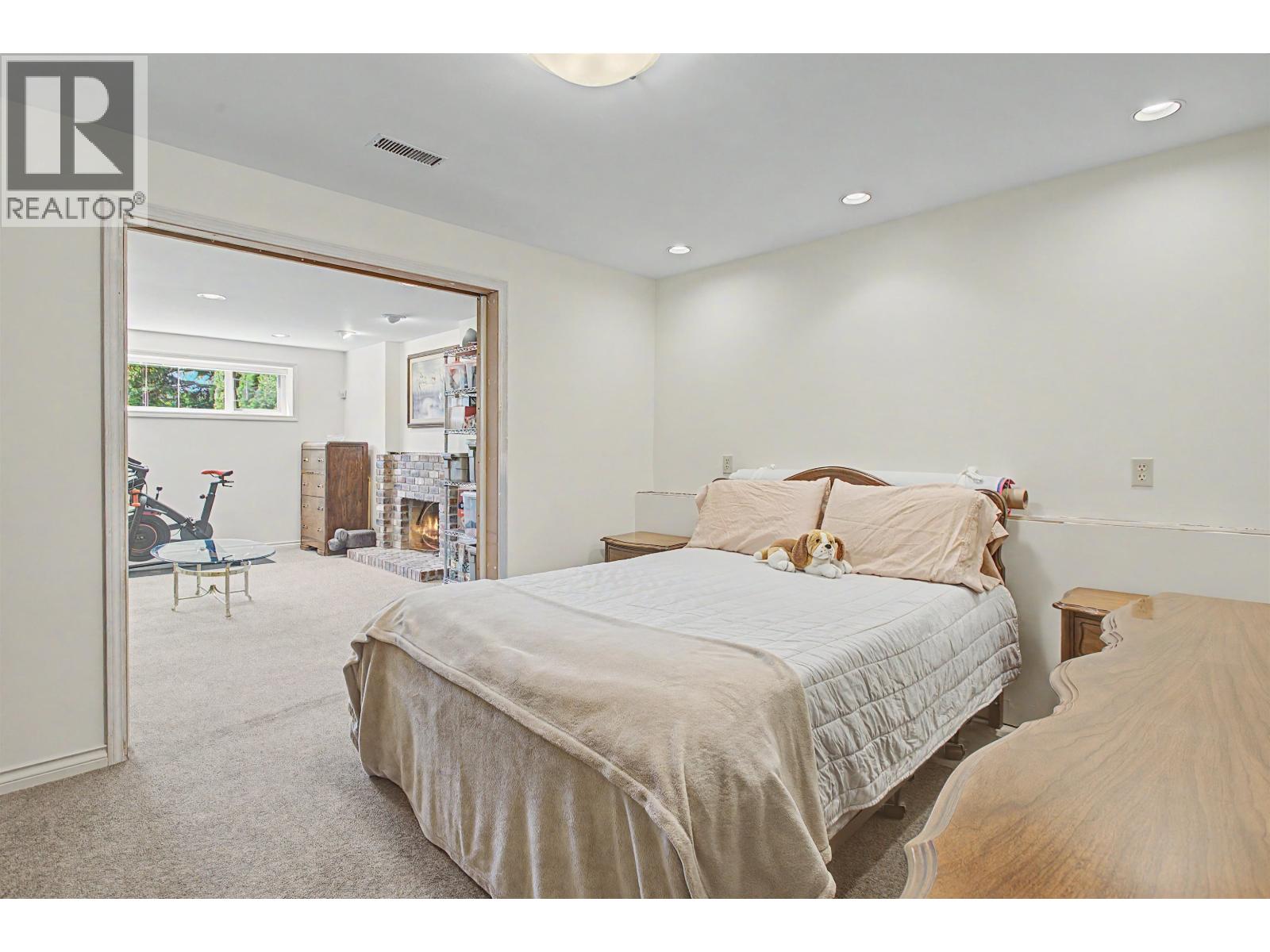 6541 Grant Street Property Photo 19