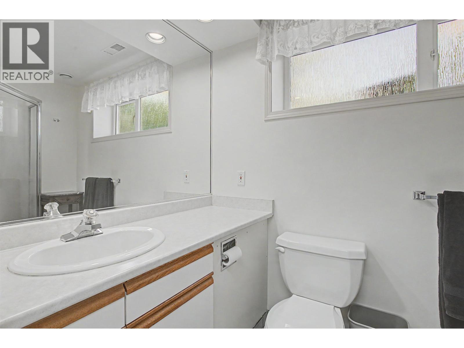 6541 Grant Street Property Photo 22