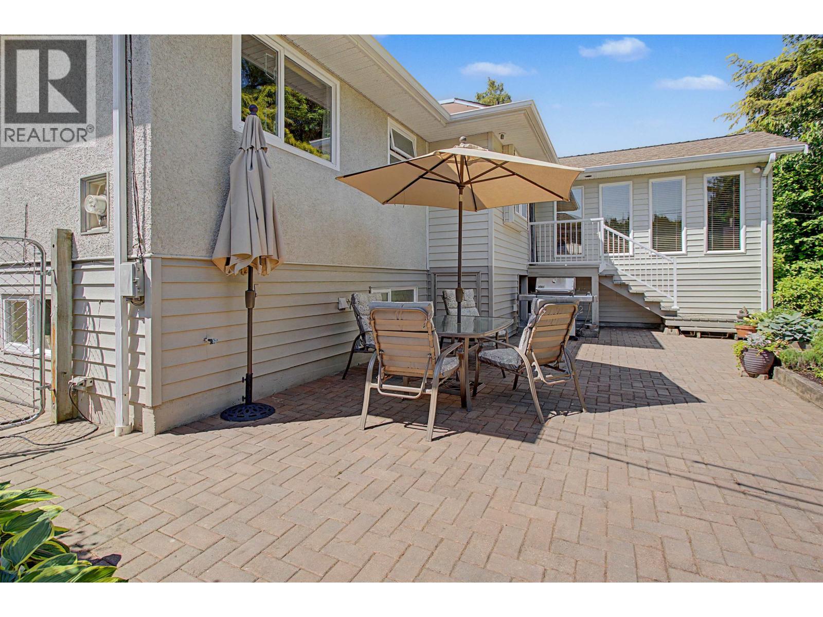 6541 Grant Street Property Photo 24