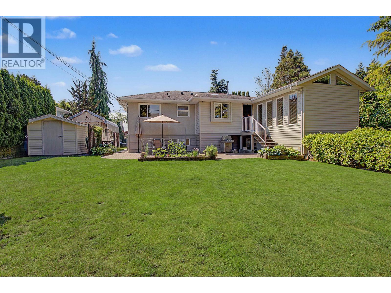 6541 Grant Street Property Photo 25