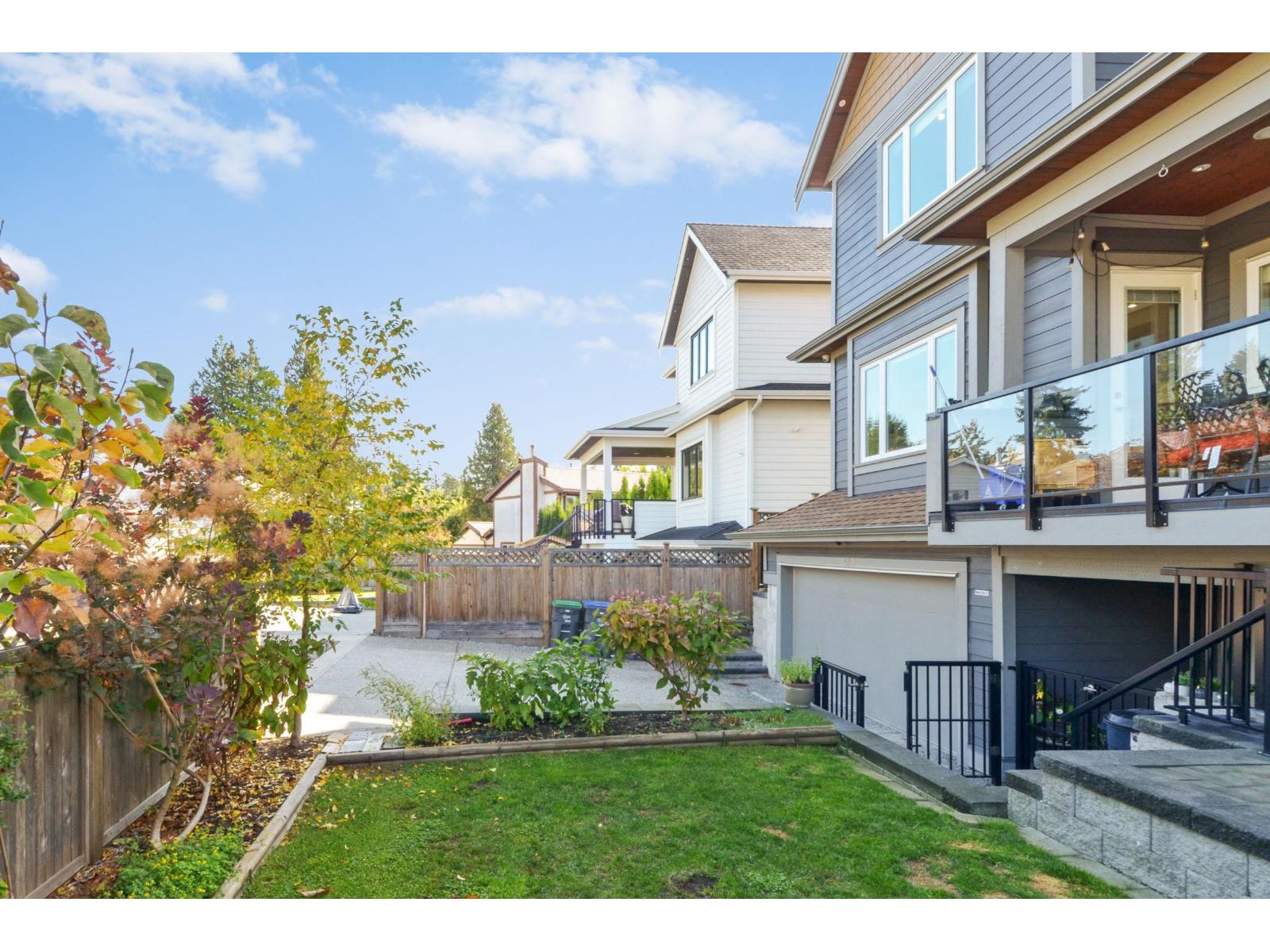 14149 16 Avenue Property Photo 34