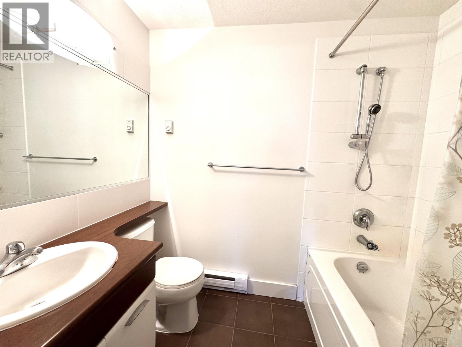 116 6033 Katsura Street Property Photo 9