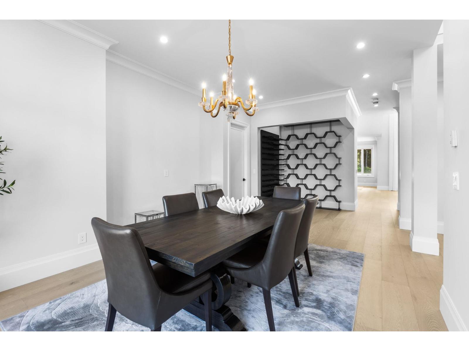 123 208 Street Property Photo 9