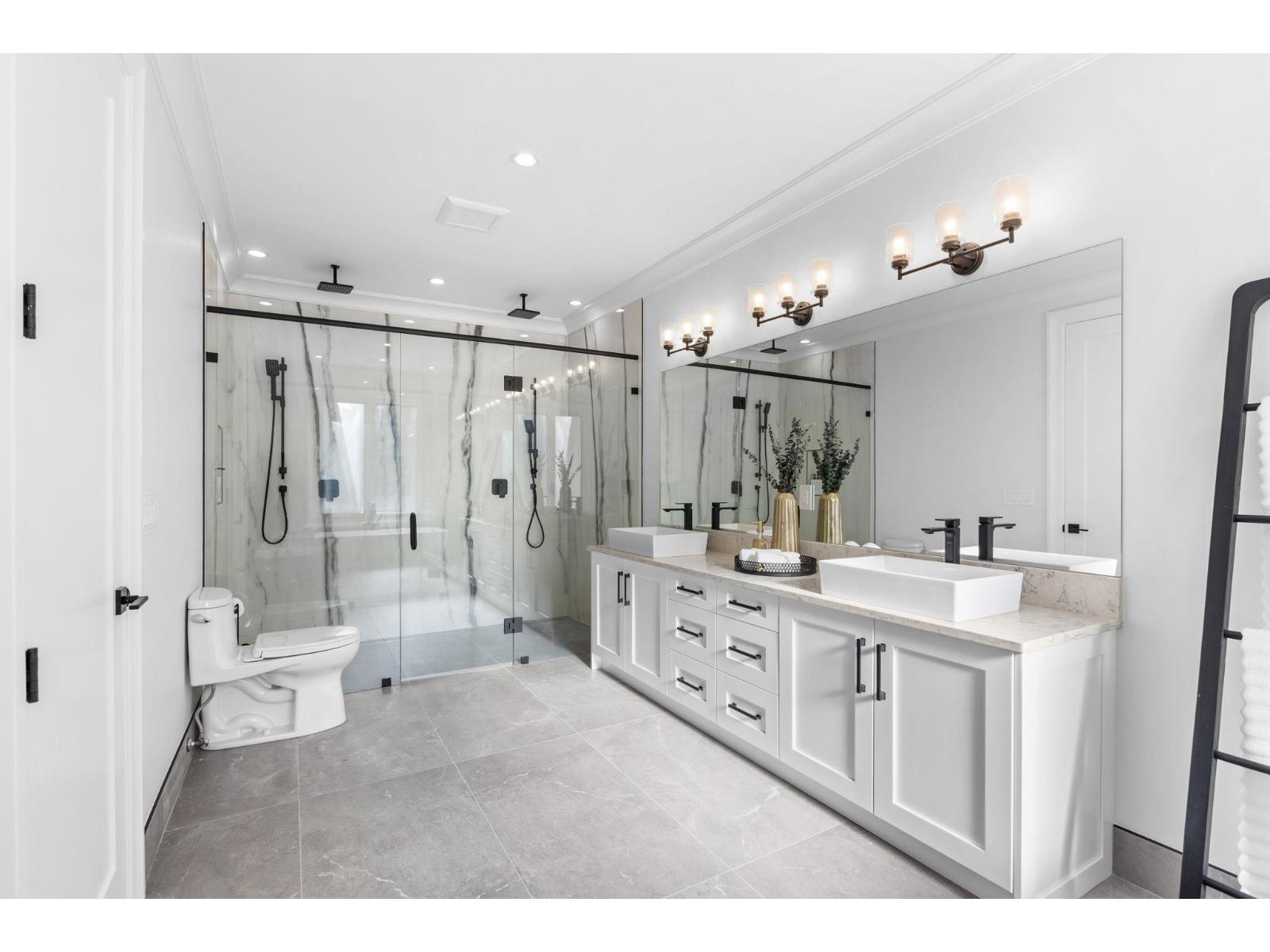 123 208 Street Property Photo 19
