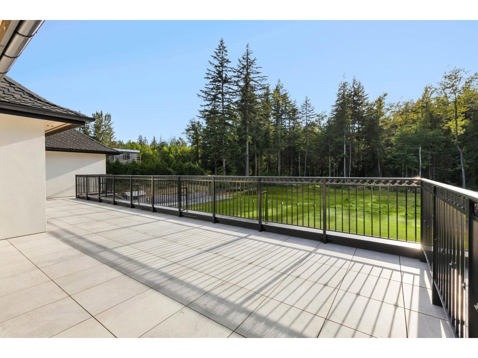 123 208 Street Property Photo 25