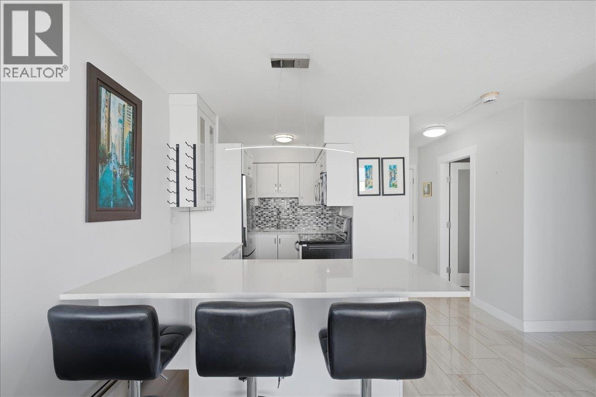 802 1251 Cardero Street Property Photo 6