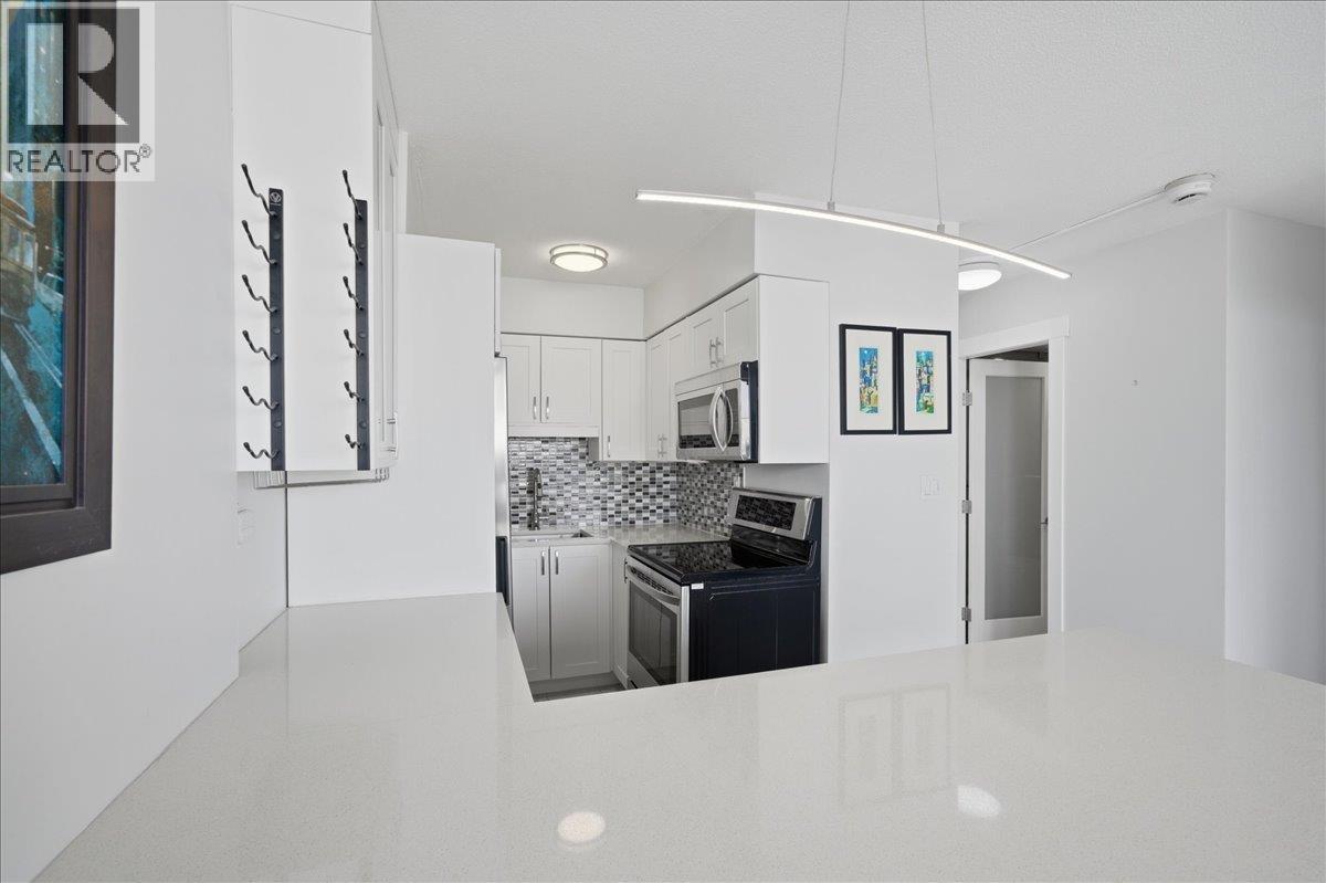 802 1251 Cardero Street Property Photo 7