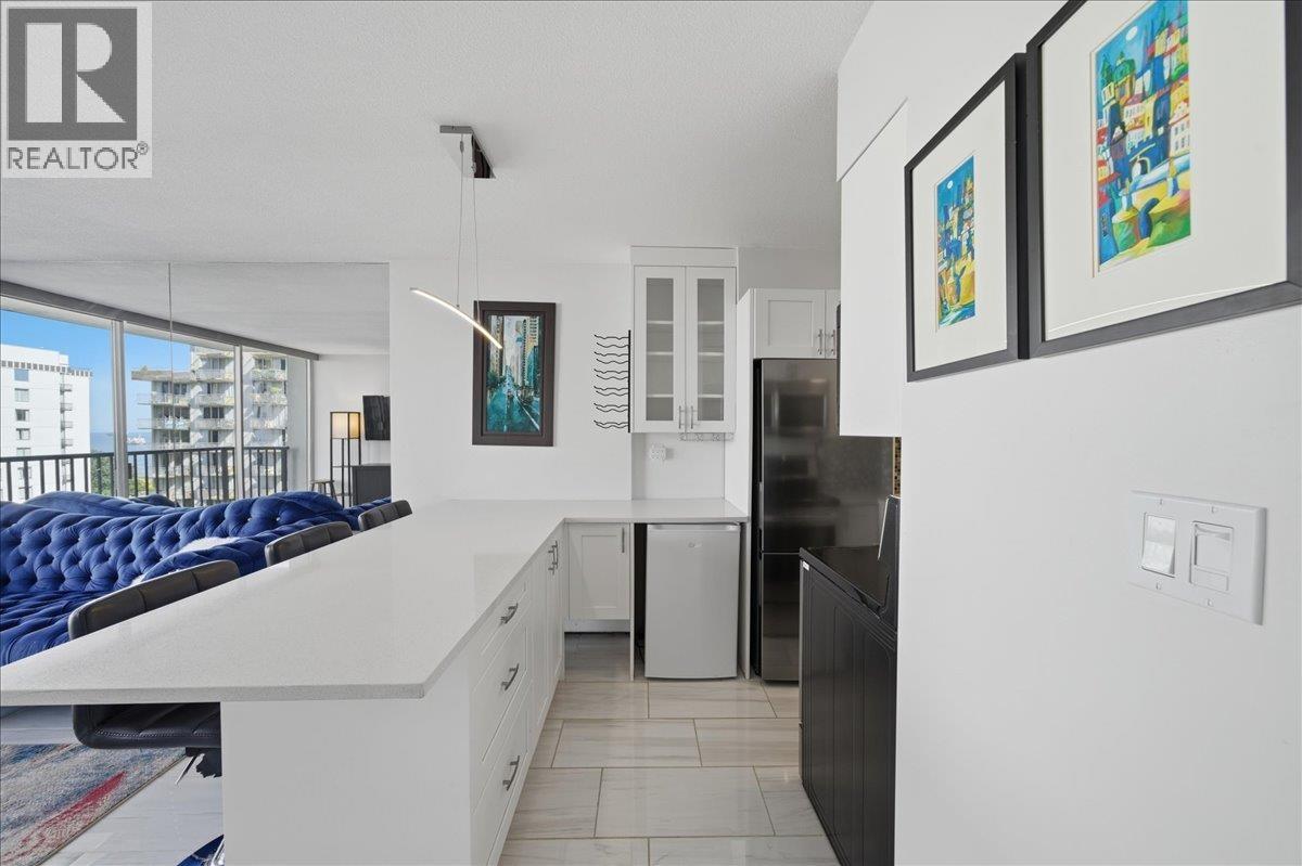 802 1251 Cardero Street Property Photo 8