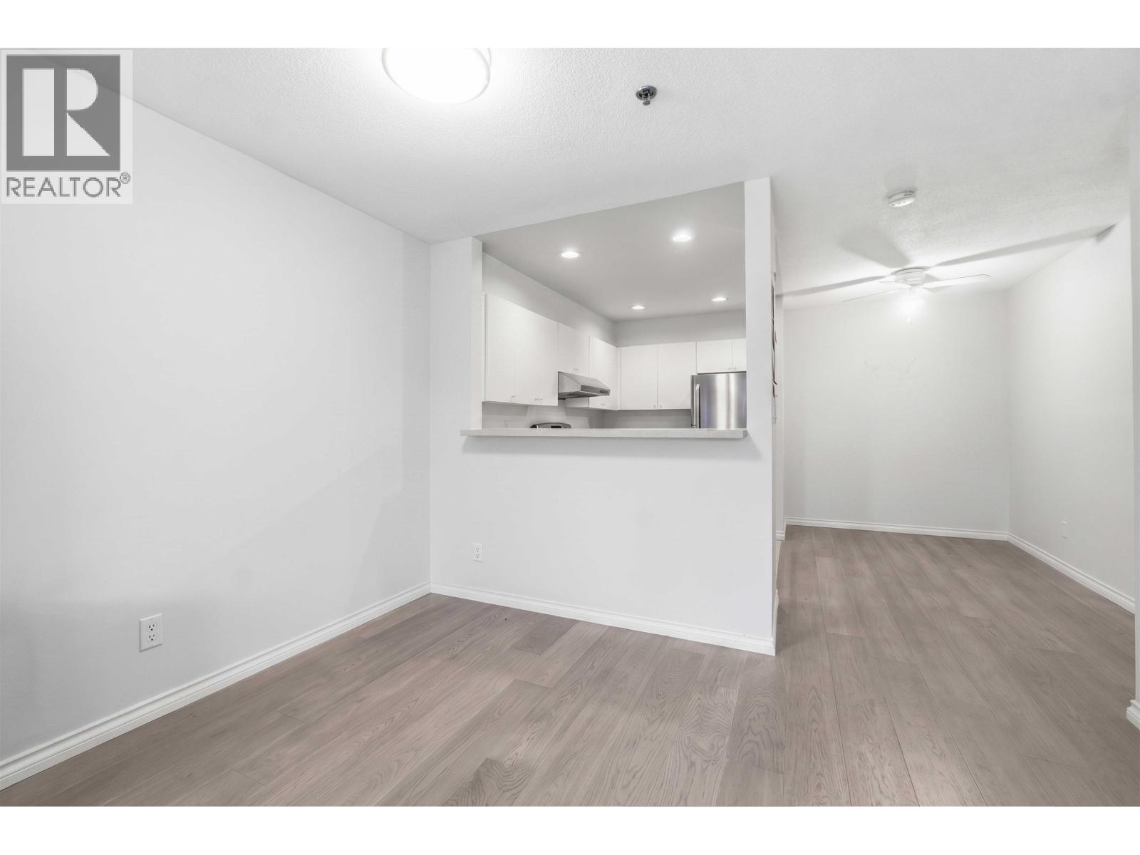 107 8620 Jones Road Property Photo 4