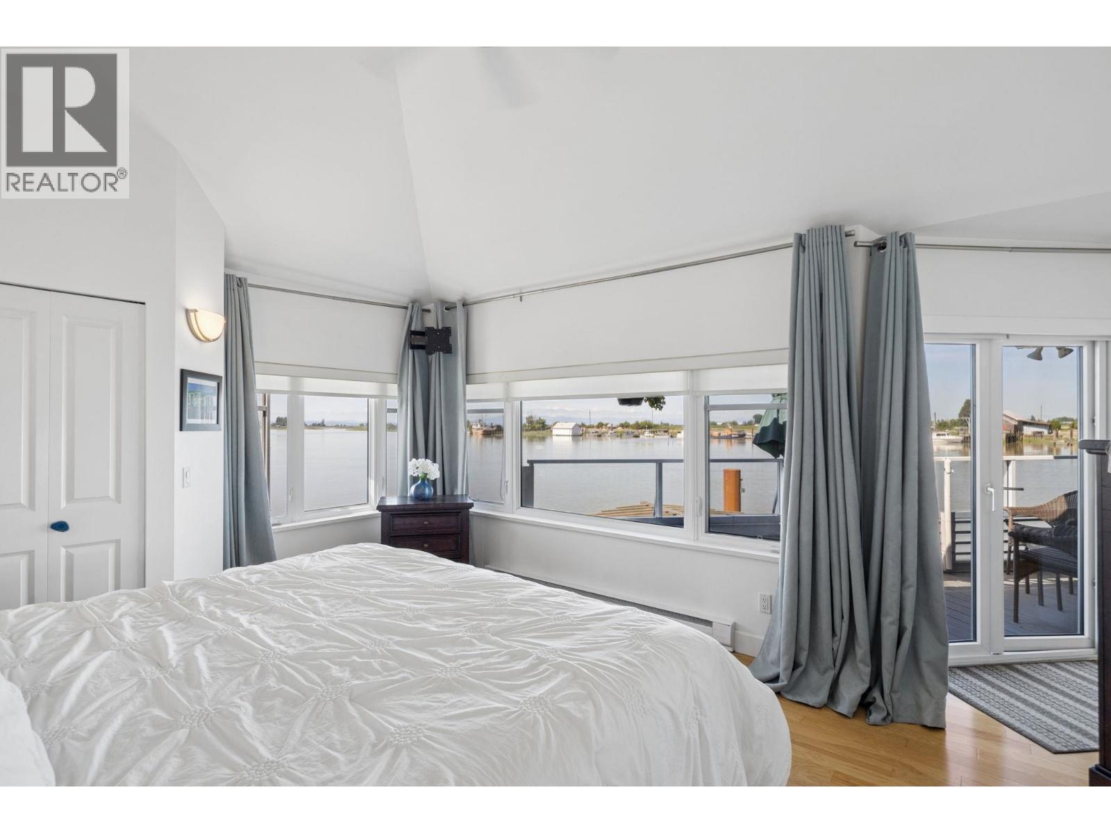 9 3473 W River Road Property Photo 10
